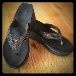 Volatile sandal/flip flop.